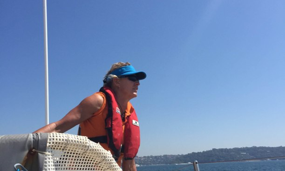 Trải nghiệm đi thuyền buồm Clipper tr&ecirc;n vịnh Sydney