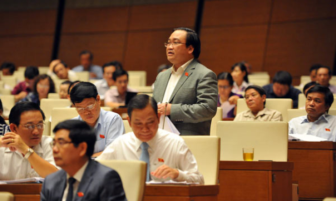 &Ocirc;ng Đinh La Thăng: ‘Bớt hội họp đi, h&agrave;nh động ngay c&aacute;i d&acirc;n cần’