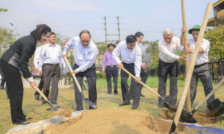 Ph&oacute; Thủ tướng kiểm tra c&ocirc;ng t&aacute;c bầu cử tại tỉnh Điện Bi&ecirc;n