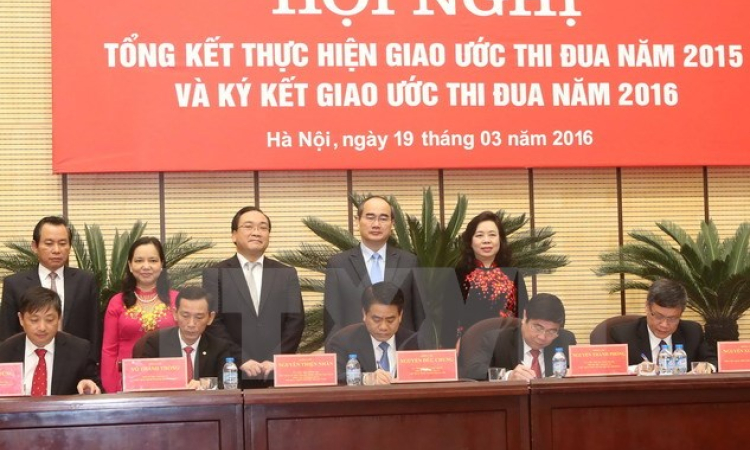 5 th&agrave;nh phố trực thuộc Trung ương k&yacute; giao ước thi đua năm 2016