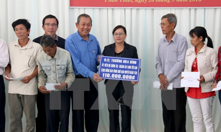 Ch&aacute;nh &aacute;n Trương H&ograve;a B&igrave;nh thăm v&ugrave;ng hạn h&aacute;n Ninh Thuận, B&igrave;nh Thuận