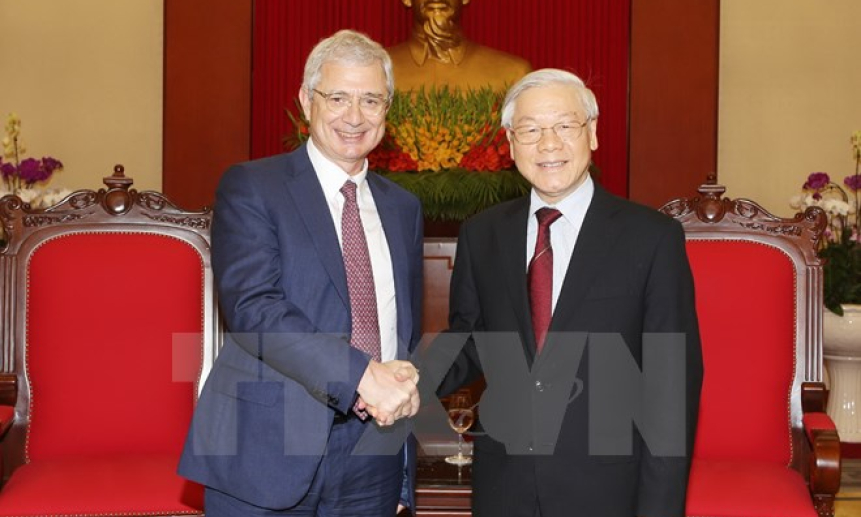 Tổng B&iacute; thư Nguyễn Ph&uacute; Trọng tiếp Chủ tịch Quốc hội Cộng h&ograve;a Ph&aacute;p