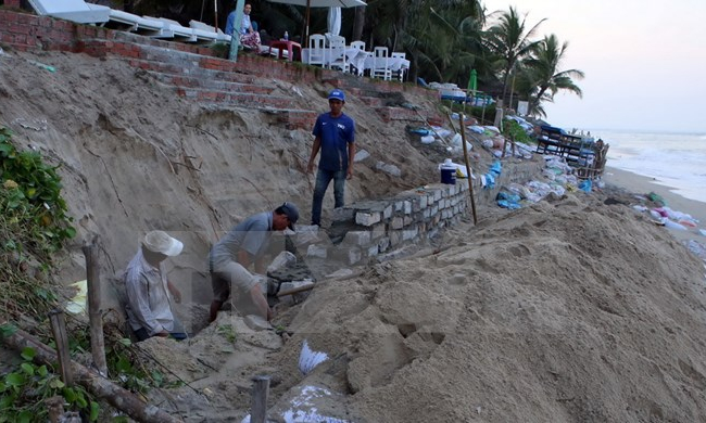 Hỗ trợ 60 tỷ đồng gi&uacute;p 3 tỉnh khắc phục hậu quả mưa b&atilde;o, sạt lở