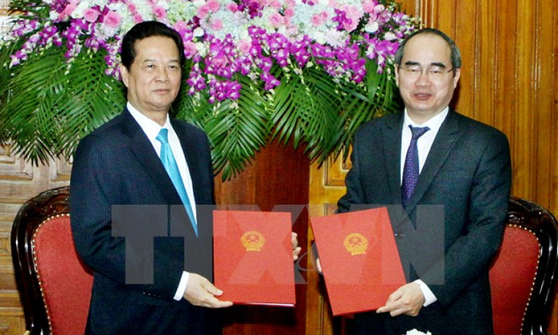 Thủ tướng đề nghị Mặt trận Tổ quốc tăng phản biện ch&iacute;nh s&aacute;ch