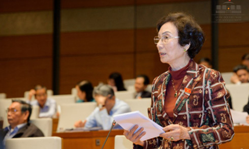 Nợ c&ocirc;ng, bội chi ng&acirc;n s&aacute;ch: &ldquo;Chưa ai bị kỷ luật, sa thải v&igrave; l&atilde;ng ph&iacute;&rdquo;