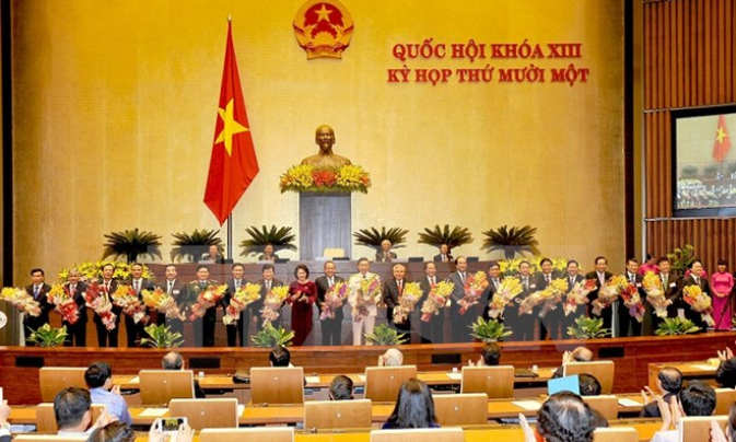 Nhiều th&aacute;ch thức kinh tế chờ đợi Ch&iacute;nh phủ mới