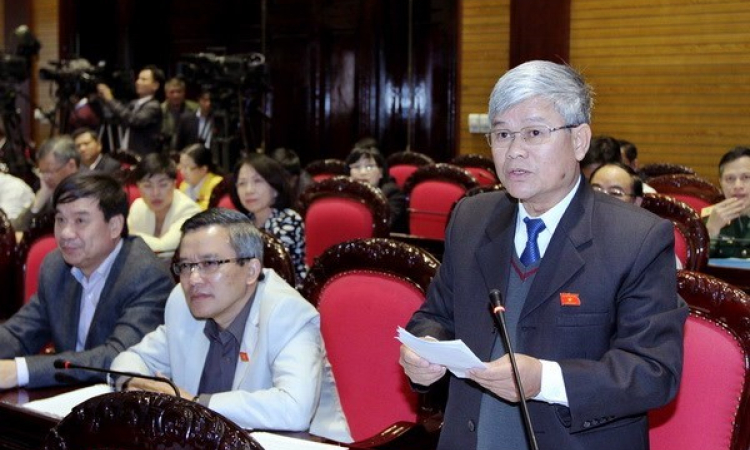 Đại biểu Quốc hội: N&ecirc;n trao th&ecirc;m quyền hạn cho tư lệnh ng&agrave;nh