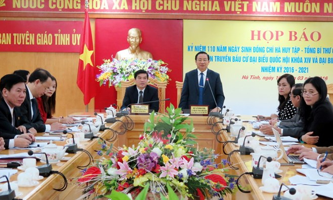 Hội thảo khoa học &ldquo;Đồng ch&iacute; H&agrave; Huy Tập với c&ocirc;ng t&aacute;c x&acirc;y dựng Đảng&rdquo;