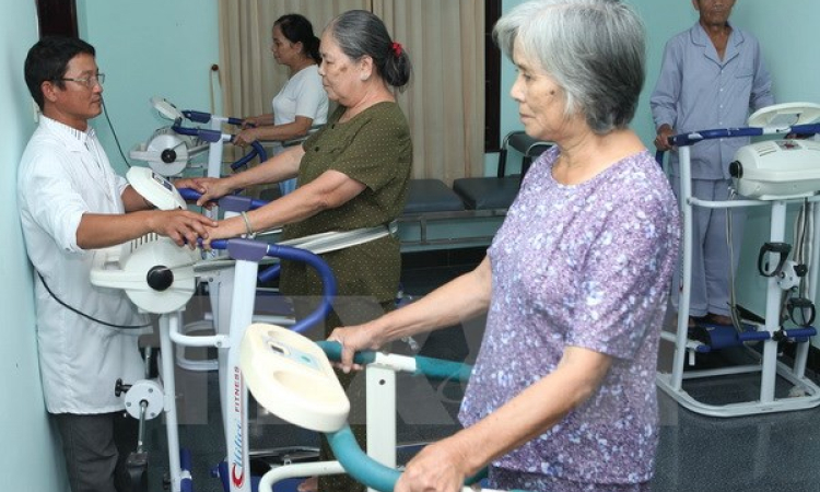 Tổng B&iacute; thư Nguyễn Ph&uacute; Trọng thăm v&agrave; l&agrave;m việc tại H&agrave; Tĩnh