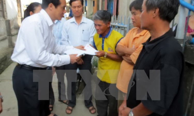 Mặt trận Tổ quốc hỗ trợ 1 tỷ đồng gi&uacute;p ngư d&acirc;n Thừa Thi&ecirc;n-Huế