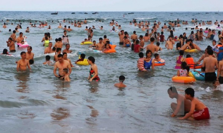 Th&agrave;nh phố Đ&agrave; Nẵng tạo an t&acirc;m cho du kh&aacute;ch về m&ocirc;i trường biển