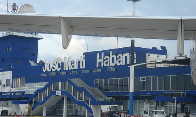 Ng&agrave;y hội bầu cử sớm ở x&atilde; đảo Thổ Ch&acirc;u