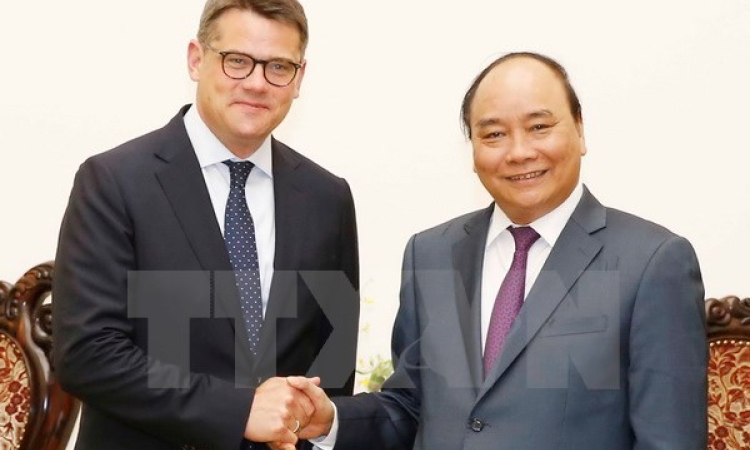 Thủ tướng tiếp Bộ trưởng Bộ Khoa học v&agrave; Nghệ thuật bang Hessen, Đức