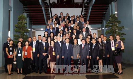 Việt Nam lu&ocirc;n sẵn s&agrave;ng ch&agrave;o đ&oacute;n c&aacute;c nh&agrave; đầu tư