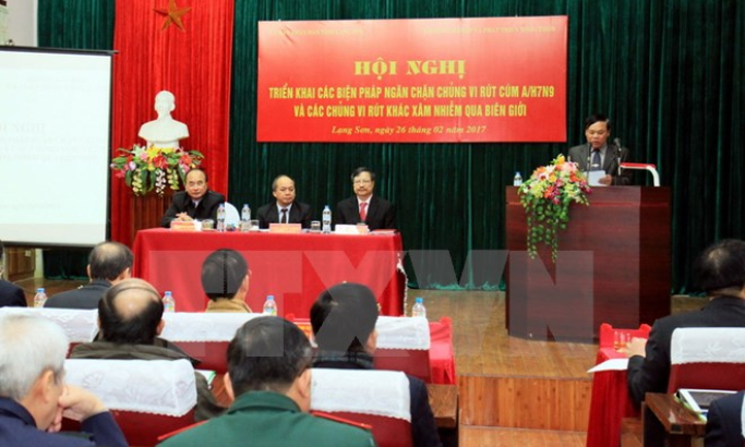 Ngăn chặn c&aacute;c chủng virus c&uacute;m nguy hiểm x&acirc;m nhiễm qua bi&ecirc;n giới