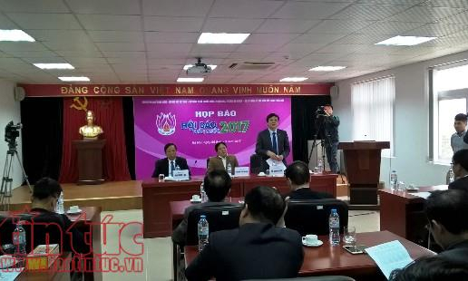 B&aacute;o ch&iacute; Việt Nam đồng h&agrave;nh c&ugrave;ng đất nước đổi mới