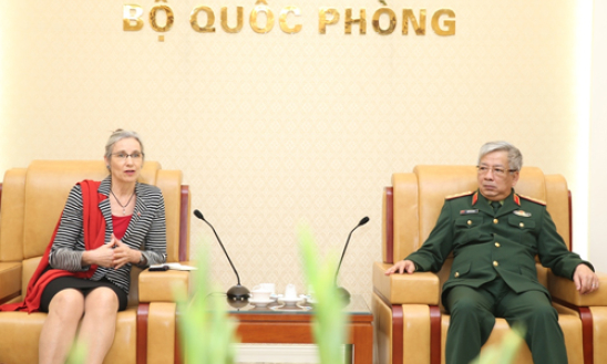 Nội dung g&igrave;n giữ h&ograve;a b&igrave;nh LHQ l&agrave; ưu ti&ecirc;n trong hợp t&aacute;c quốc ph&ograve;ng Việt Nam- H&agrave; Lan