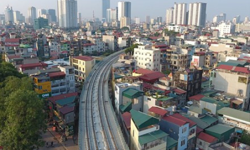 Cận cảnh đường ray tuyến đường sắt C&aacute;t Linh – H&agrave; Đ&ocirc;ng