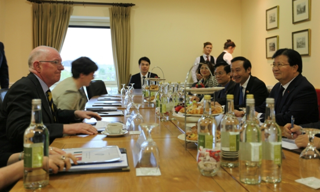 Ireland phối hợp triển khai c&aacute;c thỏa thuận hợp t&aacute;c với Việt Nam