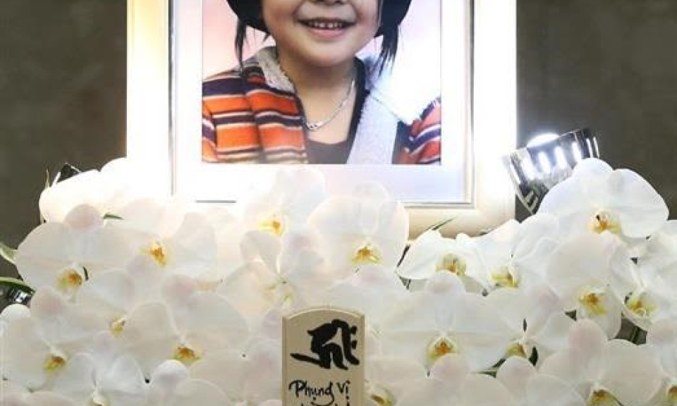 Cộng đồng người Việt tại Nhật Bản thắt l&ograve;ng tiễn biệt b&eacute; Nhật Linh