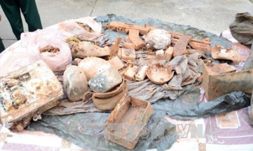 Ph&aacute;t hiện hố ch&ocirc;n tập thể h&agrave;i cốt liệt sĩ tại S&acirc;n bay Bi&ecirc;n H&ograve;a, Đồng Nai