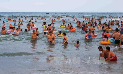 Người d&acirc;n TP Hồ Ch&iacute; Minh ồ ạt rời th&agrave;nh phố đi nghỉ lễ 30/4