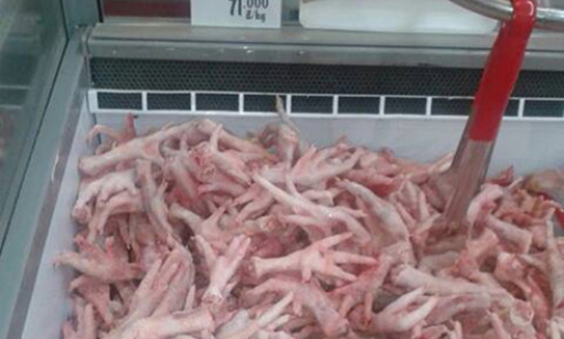 G&agrave; ngoại gi&aacute; rẻ &ldquo;ngập&rdquo; si&ecirc;u thị