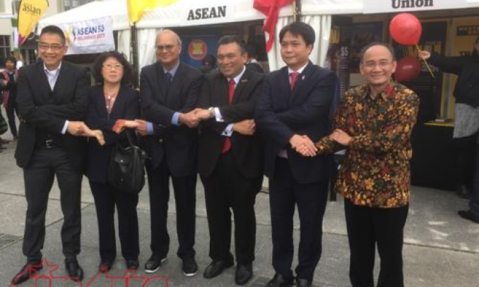 Việt Nam tham gia Hội chợ đ&ecirc;m ASEAN ở New Zealand