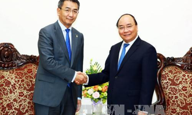 Thủ tướng Nguyễn Xu&acirc;n Ph&uacute;c tiếp Bộ trưởng Ngoại giao M&ocirc;ng Cổ