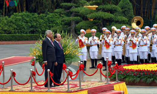 Thủ tướng chủ tr&igrave; lễ đ&oacute;n v&agrave; hội đ&agrave;m với Thủ tướng Sri Lanka