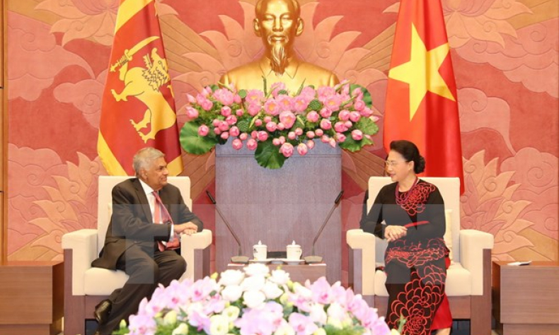 Chủ tịch Quốc hội Nguyễn Thị Kim Ng&acirc;n hội kiến Thủ tướng Sri Lanka