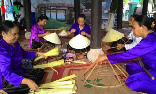 Lương hưu tự nguyện c&ograve;n xa vời v&igrave; th&oacute;i quen giữ tiền của người Việt