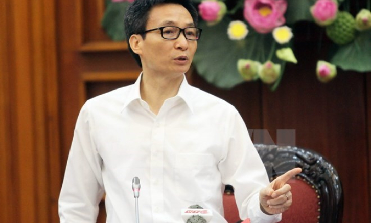 Ph&oacute; Thủ tướng Vũ Đức Đam động vi&ecirc;n c&aacute;c th&iacute; sinh trong kỳ thi THPT