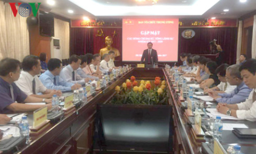 Ban Tổ chức Trung ương gặp mặt c&aacute;c Đại sứ v&agrave; Tổng L&atilde;nh sự