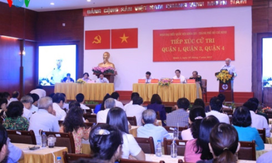 Chủ tịch nước: Kh&ocirc;ng để tội phạm ảo tưởng nước ngo&agrave;i l&agrave; nơi ẩn n&aacute;u