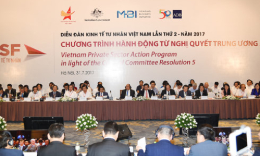 Thủ tướng gợi mở nhiều vấn đề tại đối thoại với doanh nghiệp tư nh&acirc;n