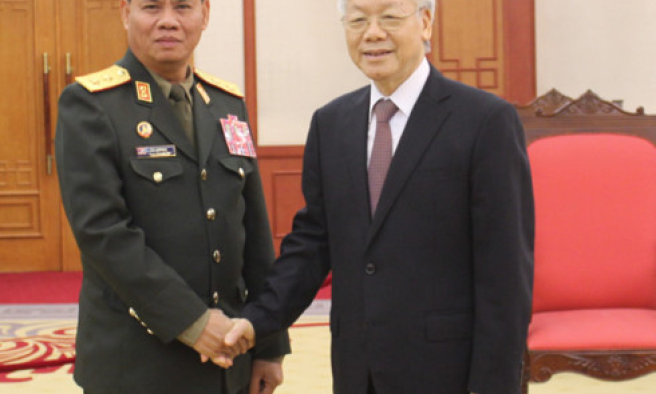 Tổng B&iacute; thư tiếp Đo&agrave;n đại biểu Qu&acirc;n đội Nh&acirc;n d&acirc;n L&agrave;o