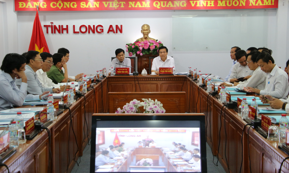 Bế mạc h&ocirc;̣i nghị trực tuy&ecirc;́n toàn qu&ocirc;́c của Chính Phủ