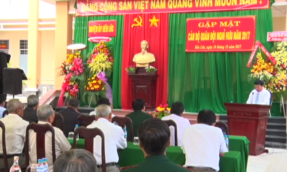 Bến Lức: Họp mặt kỷ niệm ng&agrave;y th&agrave;nh lập QĐND Việt Nam