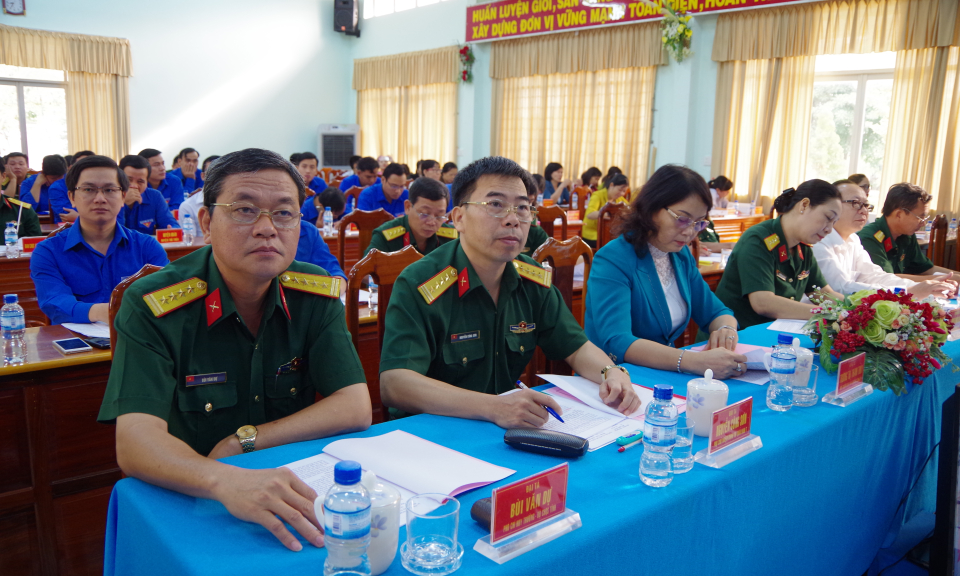 Sơ kết phối hợp hoạt động giữa Bộ CHQS tỉnh với Tỉnh đo&agrave;n v&agrave; Hội LHPN tỉnh Long An