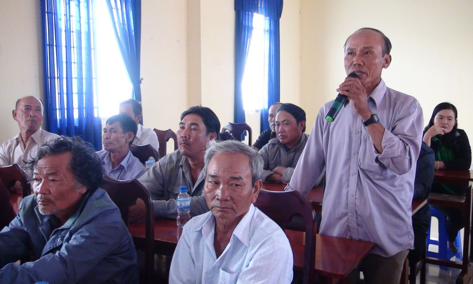 Đại biểu HĐND tỉnh tiếp x&uacute;c cử tri huyện Đức Huệ