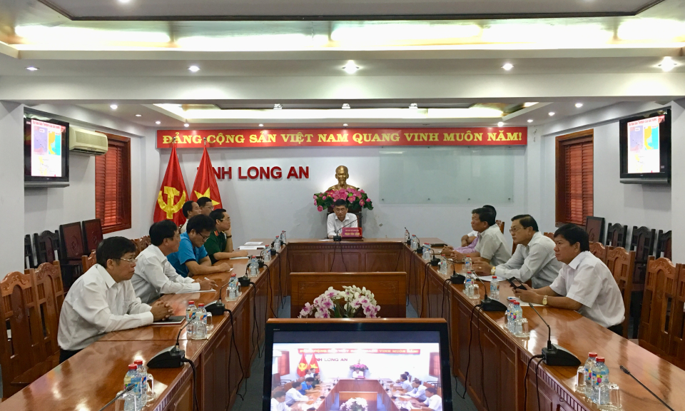 Hội nghị trực tuyến to&agrave;n quốc ứng ph&oacute; với b&atilde;o Tembin