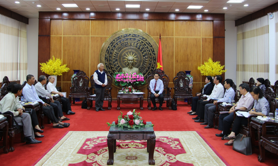 Ban Trị sự TƯ gi&aacute;o hội Phật gi&aacute;o H&ograve;a Hảo thăm v&agrave; l&agrave;m việc với tỉnh Long An