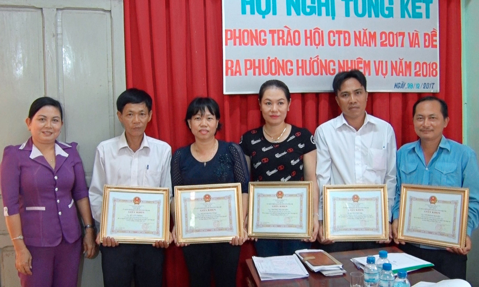 Hội chữ thập đỏ huyện T&acirc;n Thạnh tổng kết c&ocirc;ng t&aacute;c Hội năm 2017