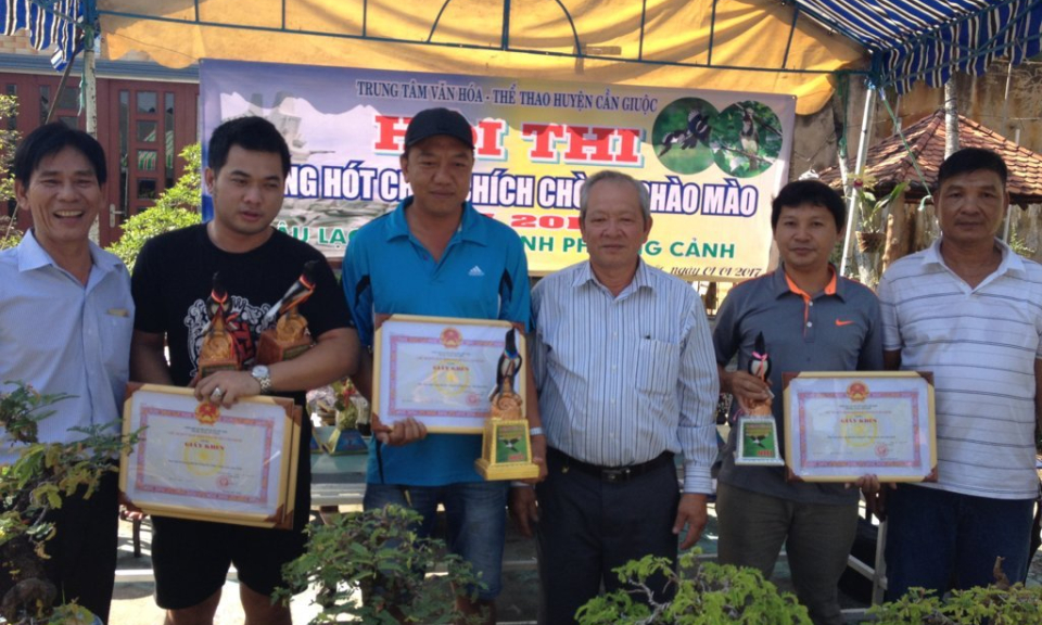 Cần Giuộc: Hội thi Tiếng h&oacute;t chim Ch&iacute;ch ch&ograve;e v&agrave; Ch&agrave;o M&agrave;o lần thứ 10