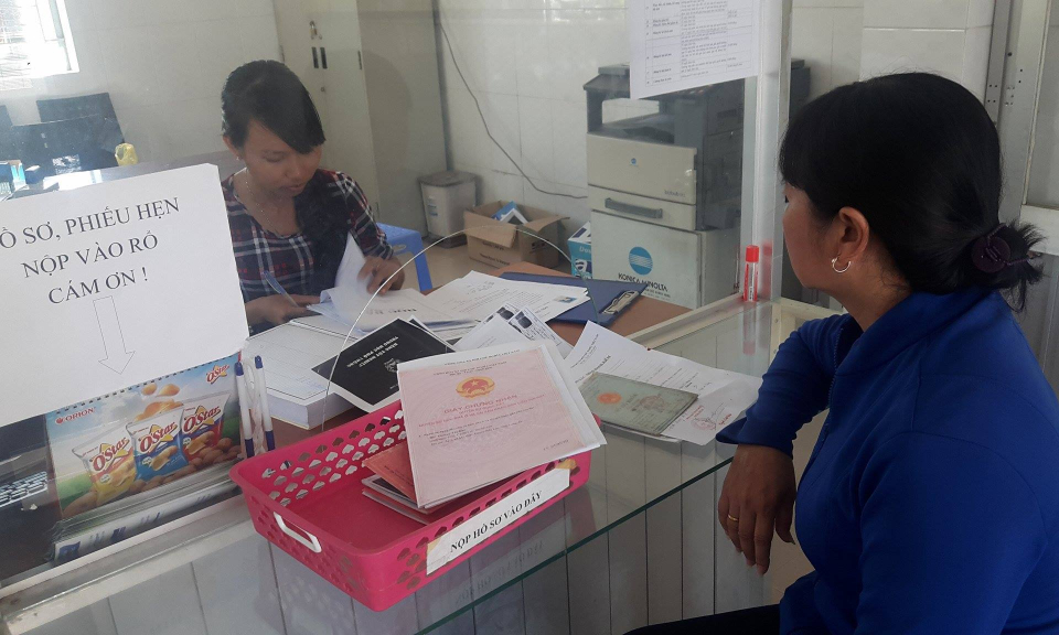 Bến Lức: Thực hiện tốt c&ocirc;ng t&aacute;c c&ocirc;ng t&aacute;c cải c&aacute;ch h&agrave;nh ch&iacute;nh năm 2017