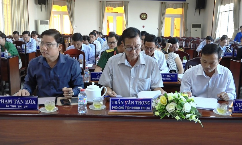 Kiến Tường: Triển khai nhiệm vụ ph&aacute;t triển KT-XH năm 2018