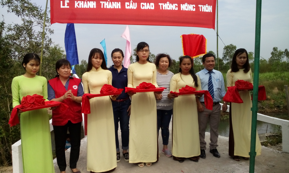 Đức Huệ: Kh&aacute;nh th&agrave;nh cầu giao th&ocirc;ng n&ocirc;ng th&ocirc;n