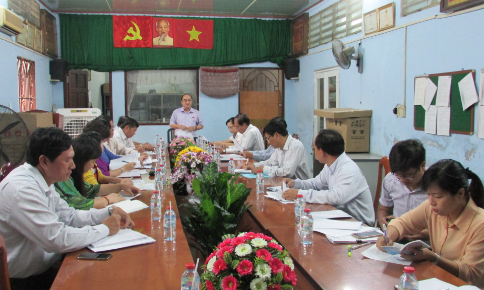 Đo&agrave;n ĐBQH gi&aacute;m s&aacute;t c&ocirc;ng ty cổ phần cấp nước v&agrave; dịch vụ đ&ocirc; thị Bến Lức