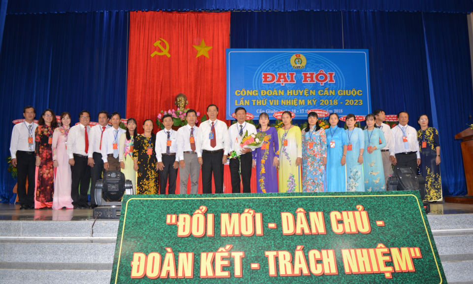 Li&ecirc;n đo&agrave;n Lao động huyện Cần Giuộc Đại hội C&ocirc;ng đo&agrave;n lần thứ VII